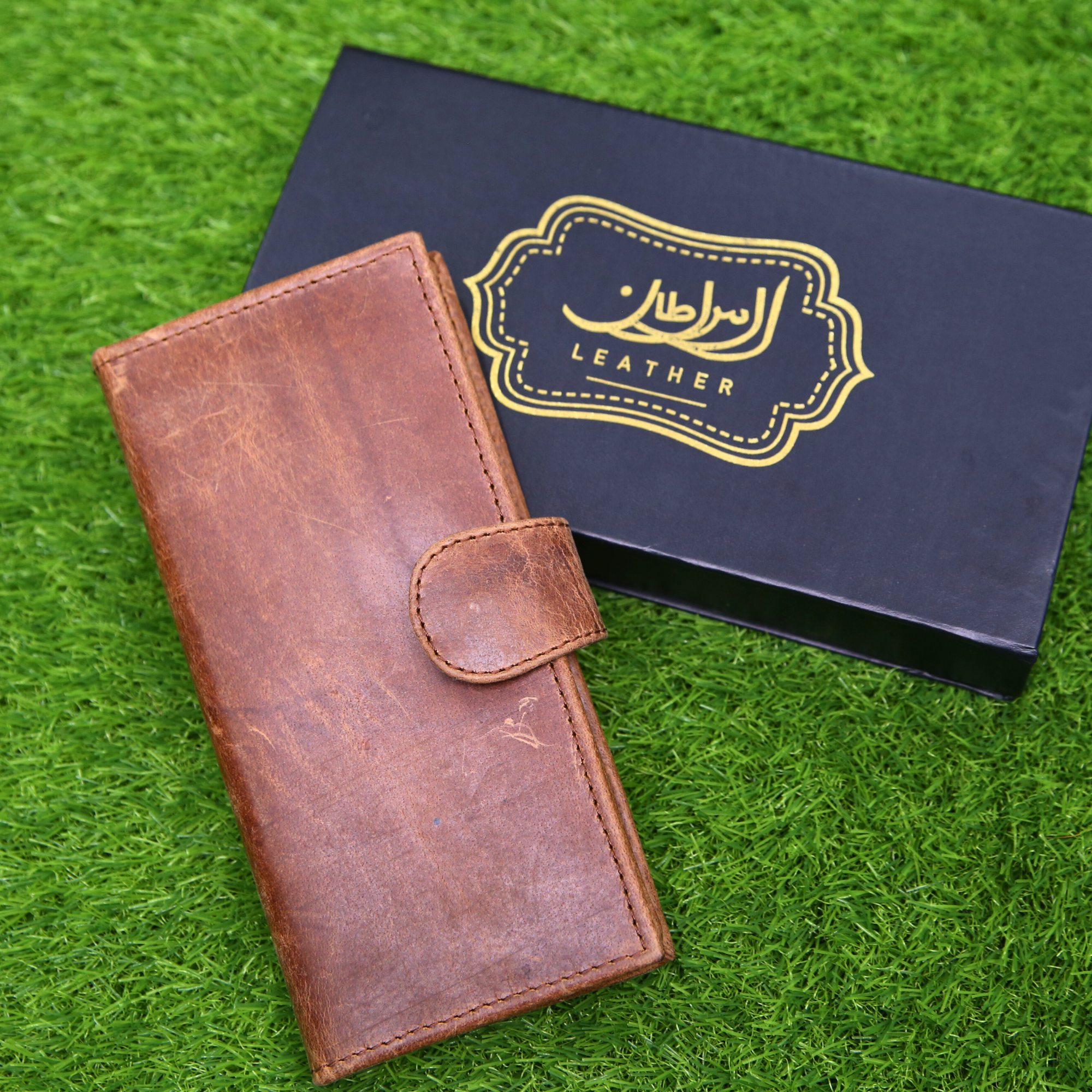 Classic Tall Snap Leather Wallet